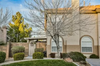 Photo #4: 2102186 Listing 