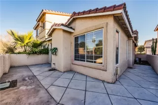 Photo #4: 2102188 Listing