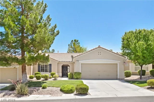 MLS: 2102244 Condo For Sale