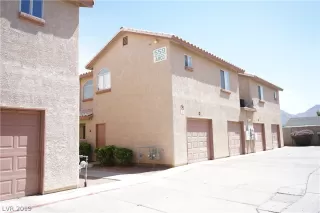 Photo #1: 2102256 Listing 