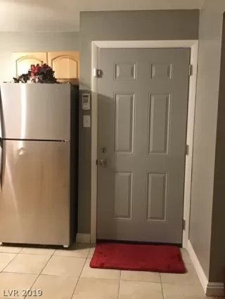 Photo #2: 2102261 Listing