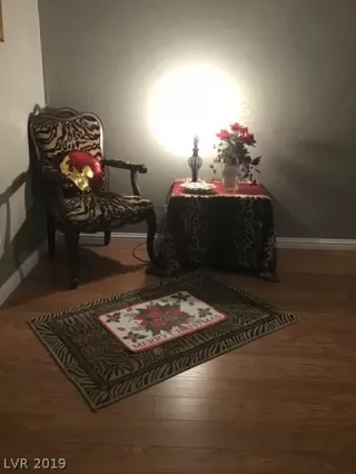 Photo #6: 2102261 Listing