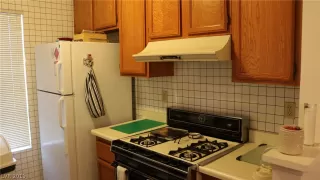 Photo #3: 2102280 Listing