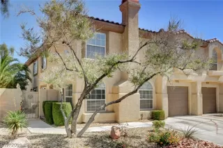 Photo #2: 2102295 Listing