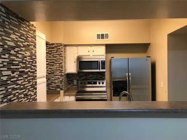MLS: 2102360 Condo For Sale