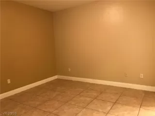 Photo #6: 2102360 Listing 