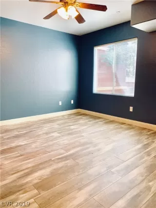 Photo #4: 2102440 Listing