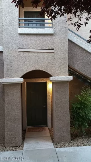 Photo #4: 2102476 Listing 
