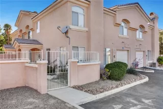Photo #2: 2102498 Listing 