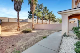 Photo #3: 2102498 Listing 