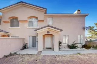 Photo #6: 2102498 Listing 