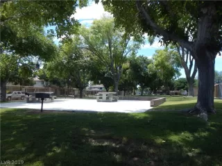 Photo #2: 2102539 Listing 