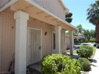 Photo #3: 2102539 Listing 