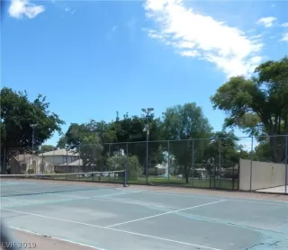 Photo #4: 2102539 Listing 