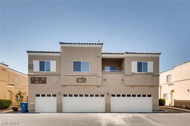 MLS: 2102602 Condo For Sale