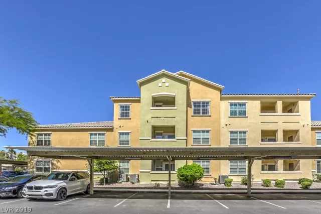 MLS: 2102631 Condo For Sale