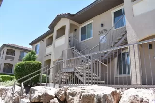 Photo #4: 2102644 Listing