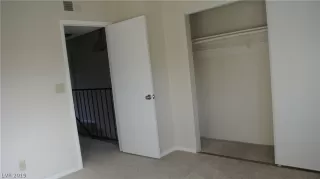 Photo #5: 2102671 Listing 