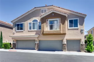 Photo #2: 2102685 Listing