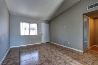 Photo #1: 2102697 Listing