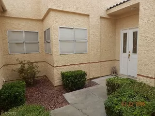 Photo #2: 2102711 Listing 