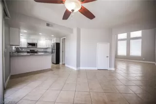 Photo #2: 2102754 Listing 