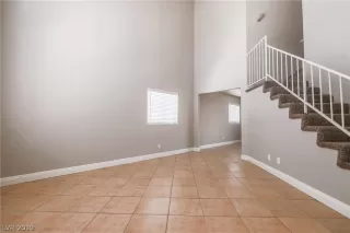 Photo #5: 2102754 Listing 