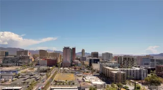 Photo #3: 2102755 Listing