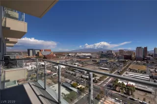 Photo #4: 2102755 Listing