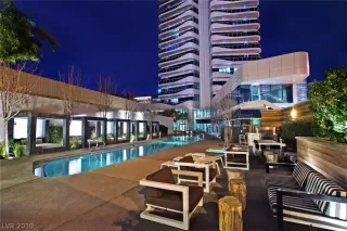 Photo #1: 2102760 Listing