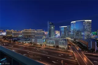 Photo #3: 2102760 Listing