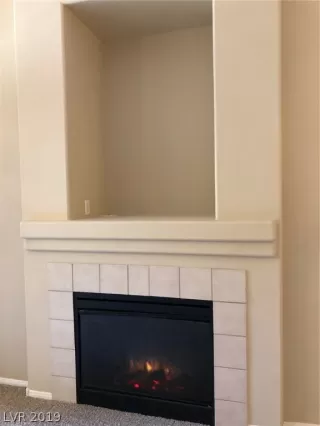 Photo #6: 2102772 Listing