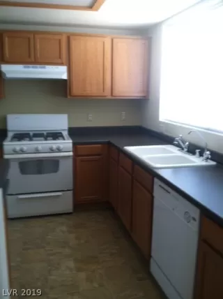 Photo #1: 2102803 Listing