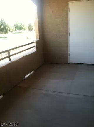 Photo #3: 2102803 Listing