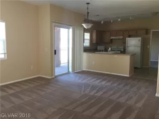 Photo #2: 2102806 Listing 