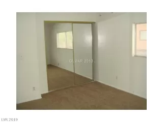 Photo #4: 2102812 Listing 