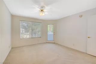 Photo #4: 2102829 Listing 