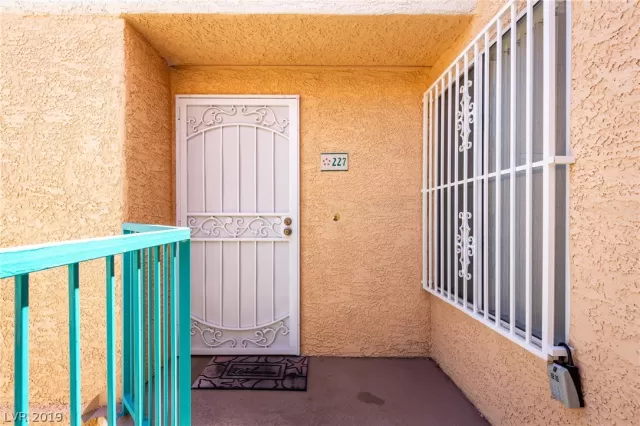 MLS: 2102833 Condo For Sale