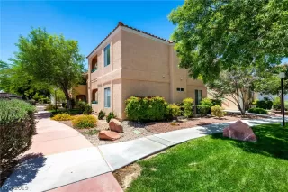 Photo #1: 2102833 Listing 