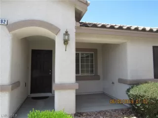 Photo #1: 2102847 Listing 