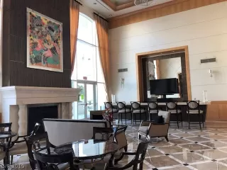 Photo #2: 2103034 Listing