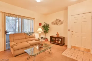 Photo #2: 2103036 Listing