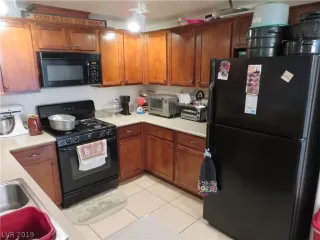 Photo #5: 2103058 Listing