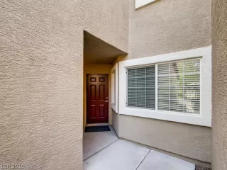 Photo #3: 2103089 Listing