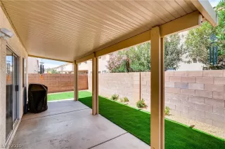 Photo #2: 2103095 Listing 