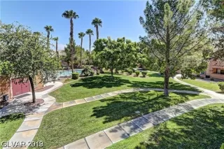 Photo #2: 2103118 Listing 