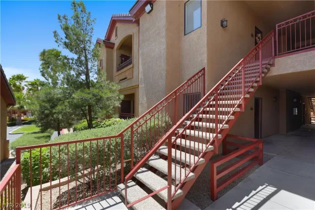 MLS: 2103125 Condo For Sale