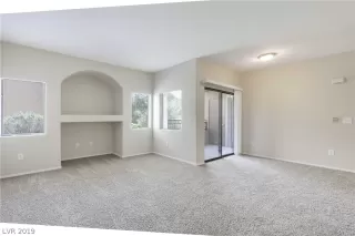 Photo #3: 2103125 Listing