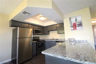 Photo #1: 2103199 Listing 