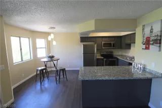 Photo #2: 2103199 Listing 